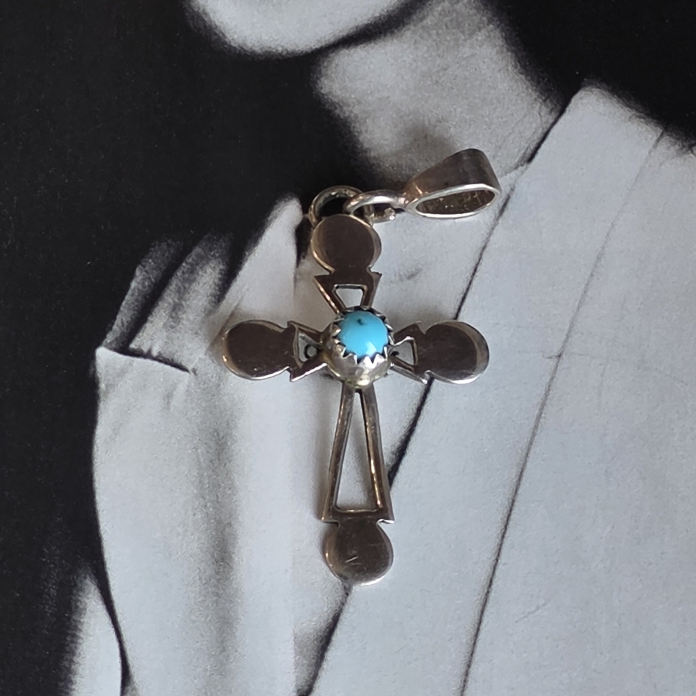 Native Made 925 Sterling Silver Turquoise Pendant
